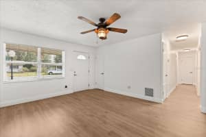 210 KENSINGTON AVENUE, DELAND, FL 32724 - MLS#MFRV4948880