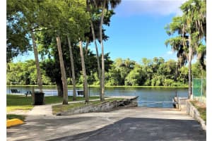 2013 QUAIL HOLLOW DR, DELAND, FL 32720 - MLS#MFRV4948884