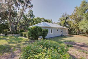 360 CENTRAL AVENUE, ORANGE CITY, FL 32763 - MLS#MFRV4948942