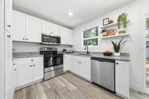 1370 19TH STREET, ORANGE CITY, FL 32763 - MLS#MFRV4948950