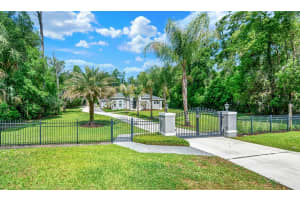 4040 GRAND AVENUE, DELAND, FL 32720 - MLS#MFRV4948968
