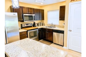 1604 ELLINGTON DRIVE, DUNDEE, FL 33838 - MLS#MFRV4948976