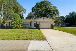 1111 Helen Dr, DELAND 1111 Helen Dr, DELAND