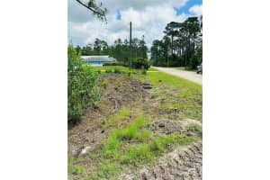 2873 LAUREL ROAD, DELAND, FL 32724 - MLS#MFRV4949156