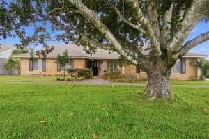2202 Banbury Ave, DELTONA 2202 Banbury Ave, DELTONA