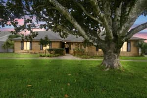 2202 BANBURY AVENUE, DELTONA, FL 32725 - MLS#MFRV4949310