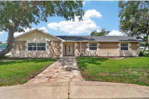 772 N Beach St, ORMOND BEACH 772 N Beach St, ORMOND BEACH