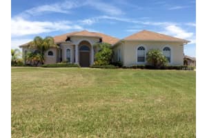 18104 Howling Wolf Run, Parrish, FL 34219, Sold 08/05/16