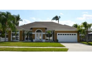 1036 Island Pointe Dr, Winter Garden, FL 34787, Sold 05/01/17