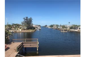 13131 Beacon Ct, Hudson, FL 34667, Sold 05/09/17