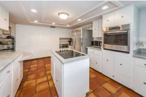 2010 Moss Ct, Dunedin, FL 34698, Sold 11/24/17