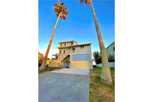 1673 Seabreeze Dr, Tarpon Springs, FL 34689, Sold 04/04/22