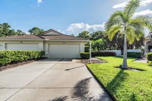 201 Auburn Woods Cir, Venice, FL 34292, Sold 10/08/21