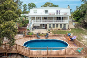 7740 Tanglewood Dr, New Port Richey, FL 34654, Sold 01/14/22