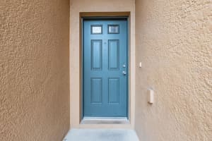 5012 White Sanderling Ct, Tampa, FL 33619, Sold 12/16/21
