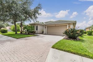 6962 74th St Cir E, Bradenton, FL 34203, Sold 11/11/21