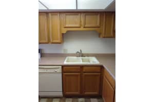 4511 S Oak Dr, Tampa, FL 33611, Sold 10/12/21