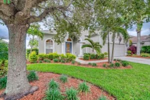 829 Seminole Sky Dr, Ruskin, FL 33570, Sold 10/26/21