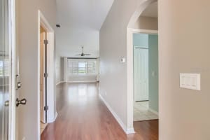 8335 Canterbury Lake Blvd, Tampa, FL 33619, Sold 11/12/21