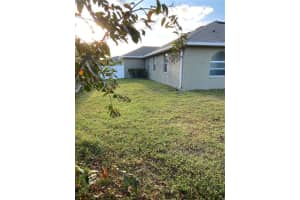 517 Fern Lake Terrace, DeBary, FL 32713, Sold 12/30/21