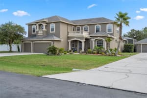 8352 Woodleaf Blvd, Wesley Chapel, FL 33544, Sold 05/13/22