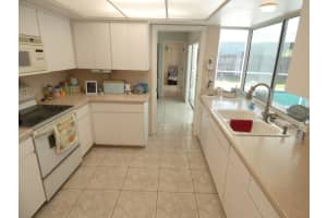 2290 Watrous Dr, Dunedin, FL 34698, Sold 01/05/22