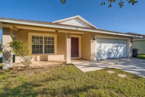 2106 Pleasure Run Dr, Ruskin, FL 33570, Sold 02/11/22
