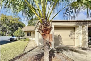 2701 Oak Cir, Tarpon Springs, FL 34689, Sold 02/24/22