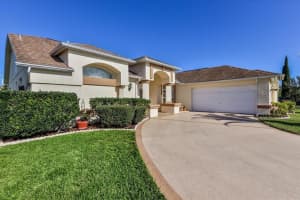 9229 Water Hazard Dr, Hudson, FL 34667, Sold 04/21/22