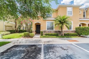 2020 Greenwood Valley Dr, Plant City, FL 33563, Sold 06/27/22