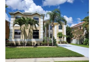 3185 SHORELINE DR, CLEARWATER, FL 33760 Sold 02/10/23
