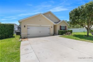 3742 CROSSLINE DR, SPRING HILL, FL 34609 Sold 08/04/22