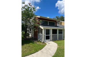 305 LAKE PARSONS GRN #103, BRANDON, FL 33511 Sold 10/14/22