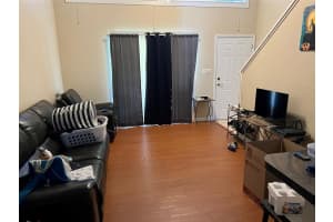 305 LAKE PARSONS GRN #103, BRANDON, FL 33511 Sold 10/14/22