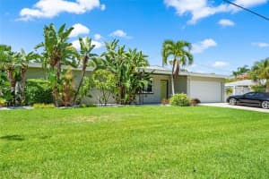 304 42ND AVE, ST PETE BEACH, FL 33706 Sold 08/26/22