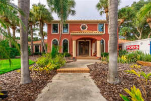 5667 WELLINGTON DR, PALM HARBOR, FL 34685 Sold 09/01/22