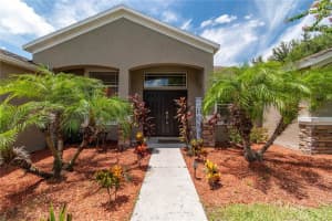 1512 Avondale Ridge Dr, Plant City, FL 33567, Sold 10/21/22