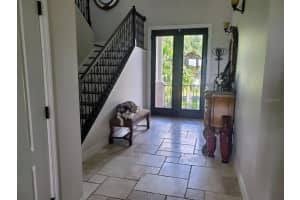 1639 SEA BREEZE DRIVE, TARPON SPNGS, FL 34689 Sold 11/04/24