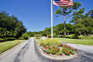 1802 Mariner Dr, Tarpon Springs, FL 34689, Sold 11/23/22