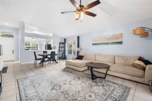5207 WATSON RD, RIVERVIEW, FL 33578 Sold 01/27/23