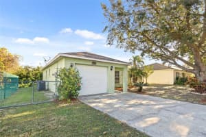 196 DIAMOND RIDGE BOULEVARD, AUBURNDALE, FL 33823 Sold 03/02/23