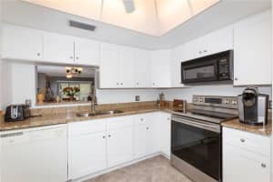 860 VIRGINIA ST #101, DUNEDIN, FL 34698 Sold 01/27/23