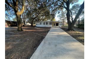 29 BOBCAT TRAIL, WILDWOOD, FL 34785 Sold 08/11/23