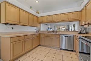 1380 Dartford Dr, Tarpon Springs, FL 34688, Sold 03/07/23