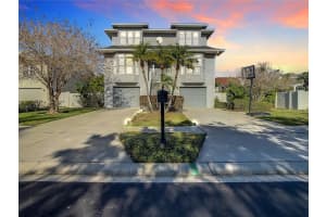 5918 BAYVIEW CIRCLE, GULFPORT, FL 33707 Sold 06/28/23