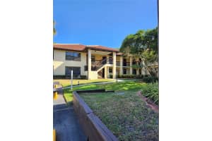 402 HAMMOCK PINE BOULEVARD, CLEARWATER, FL 33761 Sold 05/19/23