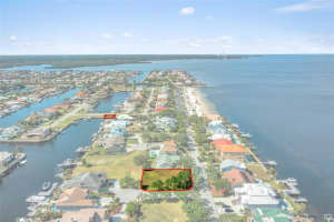 5650 WESTSHORE DRIVE, NEW PORT RICHEY, FL 34652 - MLS#MFRW7855018