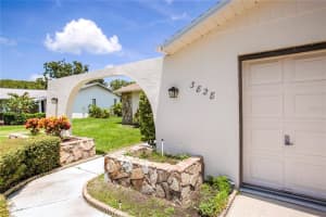 3828 THORNBUSH LANE, NEW PORT RICHEY, FL 34655 Sold 11/10/23