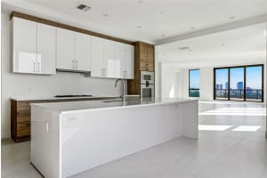 2103 BAYSHORE BOULEVARD, TAMPA, FL 33606 Sold 12/20/24