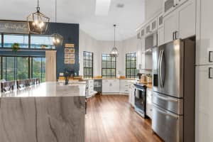 5093 BREAKWATER BOULEVARD, SPRING HILL, FL 34607 Sold 12/06/23